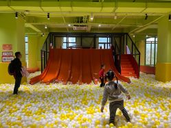 -宝燕乐园(闵行旗舰店)