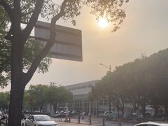 -上海伟杰·捷豹路虎4S店(闵行店)