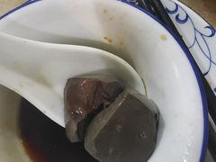 嫩滑靓猪红-华哥新鲜猪精品美食