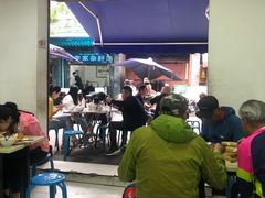 等位区-定家小酥肉·清真(回民街店)
