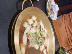 -沸炉重庆老火锅(军事博物馆店)