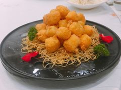 酥炸榴小芳-老船夫婚宴婚庆会馆(延吉路店)