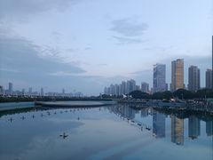-秋水广场