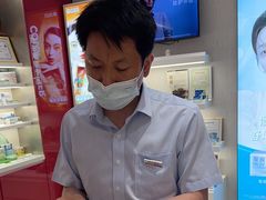 -吴良材眼镜(南翔印象城MEGA店)