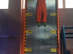 -嗨翻Hi-Fun竞技主题乐园·蹦床亲子生日轰趴(国光1937店)