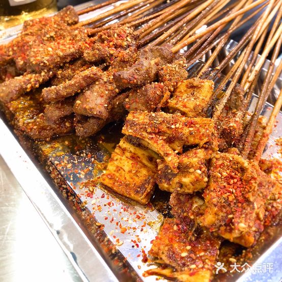 小谭家烧烤(金色水岸绿洲店)