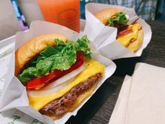 招牌牛肉堡双层-Shake Shack(西单大悦城店)