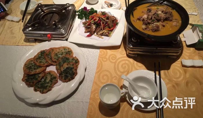 荆州青莲酒家(工大路店)图片 - 第1张