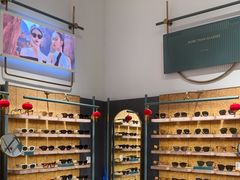 -MUJOSH木九十眼镜(月星环球港B1店)