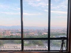 -西安大雁塔科技大学地铁站亚朵酒店