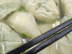 三鲜大馄饨-万寿斋(山阴路店)