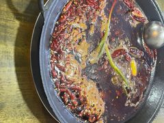 -黄潇洒老火锅(九眼桥宏济巷店)