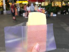 -詹爷爷乌节路街头冰淇淋