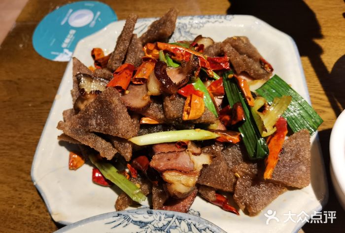 阿婉貴州苗家酸湯魚(梅林店)蕨粑炒臘肉圖片