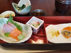 -Tsuru鹤日本料理(静安香格里拉店)