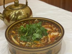 -乡土特色.冷锅鱼.牦牛肉汤锅