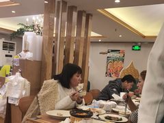 -贯贯吉·清真餐厅(浙江中路店)