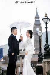 -现代经典婚纱摄影
