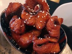 五香酥熏鱼-T館·花园艺术餐厅
