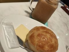 -港丽餐厅(高德置地店)