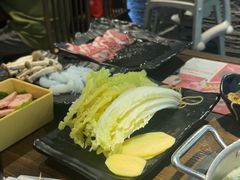 -呷哺呷哺 小火锅 (浦东新欧尚超市店)