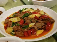 -曾牛肉