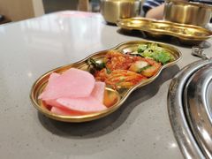 朝族小菜-金会长自助海鲜·烤肉(人民广场店)