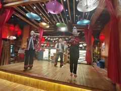 -老滇山寨•云南特色菜•地方菜•民族风情歌舞表演(金碧店)