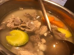 滩羊手抓肉-丝路金桃·新疆菜(徐汇店)