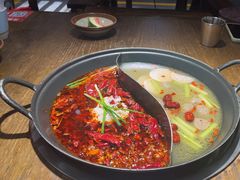 牛肉丸鸳鸯锅-萍姐火锅·公路夜市(打浦桥日月光店)