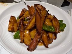 -关东小磨东北菜(漕河泾印象城店)