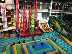 -蒙特利亲子乐园