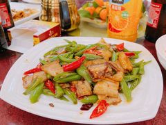 尖椒回锅肉-旺富东海大酒楼(海鲜街店)