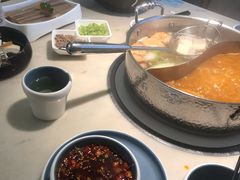 -左庭右院鲜牛肉火锅(浦江欢乐颂店)