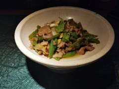 辣椒炒肉-姐夫的小菜(新中关购物中心店)
