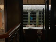 -Mogul Eatery·大亨餐酒馆