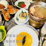 在唐禾会海鲜自助，实现螃蟹自由！每一只都在三两左右