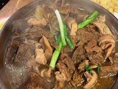-阿润打边炉·鲜切鸡煲(华漕店)