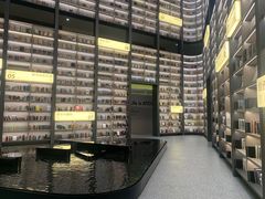 -上海虹桥中心爱琴海亚朵S酒店