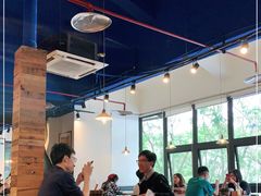 大堂-无届青年餐馆(熙街店)