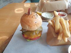 特制牛肉汉堡-EN SPACE恩空间