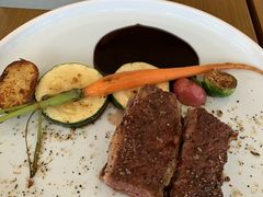 -杏荟旋转餐厅(广州爱群店)