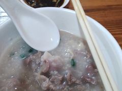 -洲心明记烧肉大粥(总店)