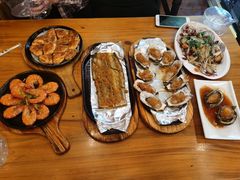 -老东镇啤酒屋海鲜加工·蒸汽海鲜·海鲜烧烤(台东店)