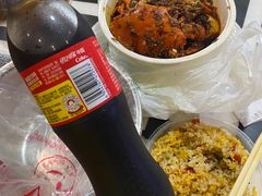-凤凰路何眼镜香辣蟹(花果园店)