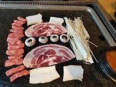 -小黑猪石板烤肉(皇冠花园店)