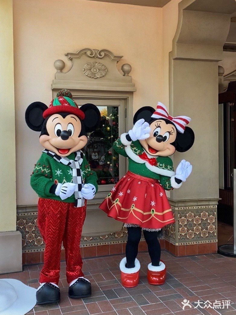 迪士尼圣诞季才是游乐园正确打开方式吧🎄