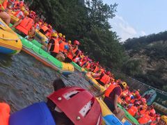 -尧山大峡谷漂流