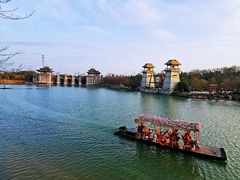 -茅山东方盐湖城景区