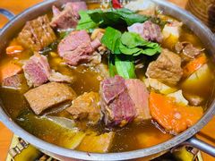 -老滇山寨•云南特色菜•地方菜•民族风情歌舞表演(金碧店)